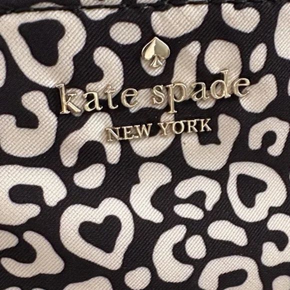 Kate Spade Black and White leopard Print bum bag / pouch - Picture 4 of 10